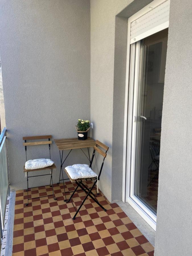Green Oasis New Apartment Pula Bagian luar foto