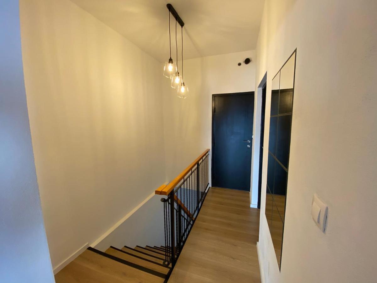 Green Oasis New Apartment Pula Bagian luar foto