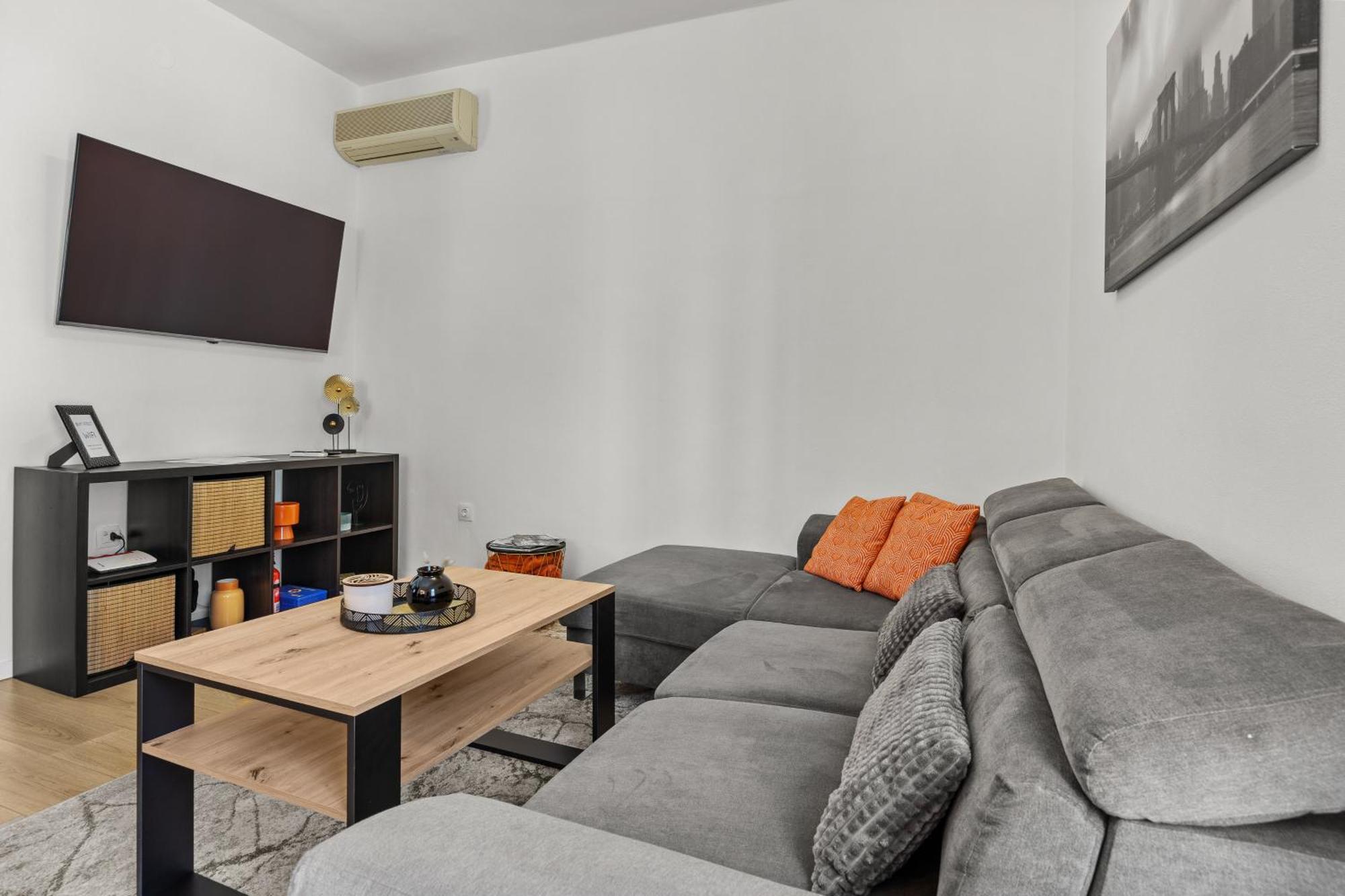 Green Oasis New Apartment Pula Bagian luar foto